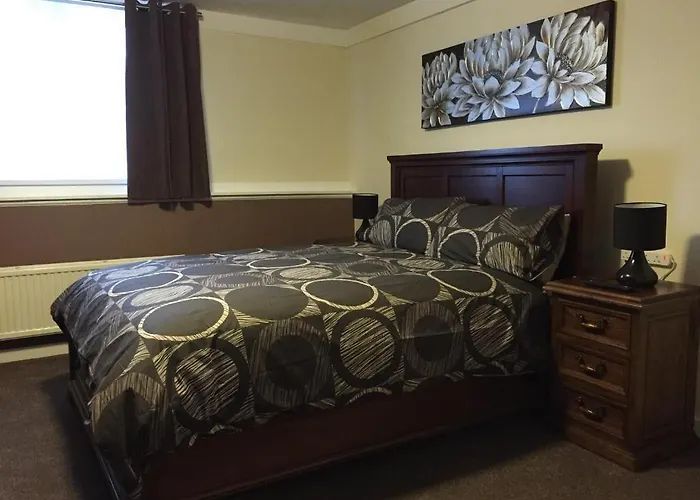 Brookfield 3* Leeds (West Yorkshire)